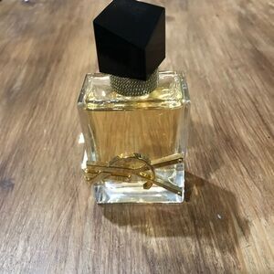 Yves Saint Laurent Libre Eau De Parfum Spray 1.6 fl oz - like new